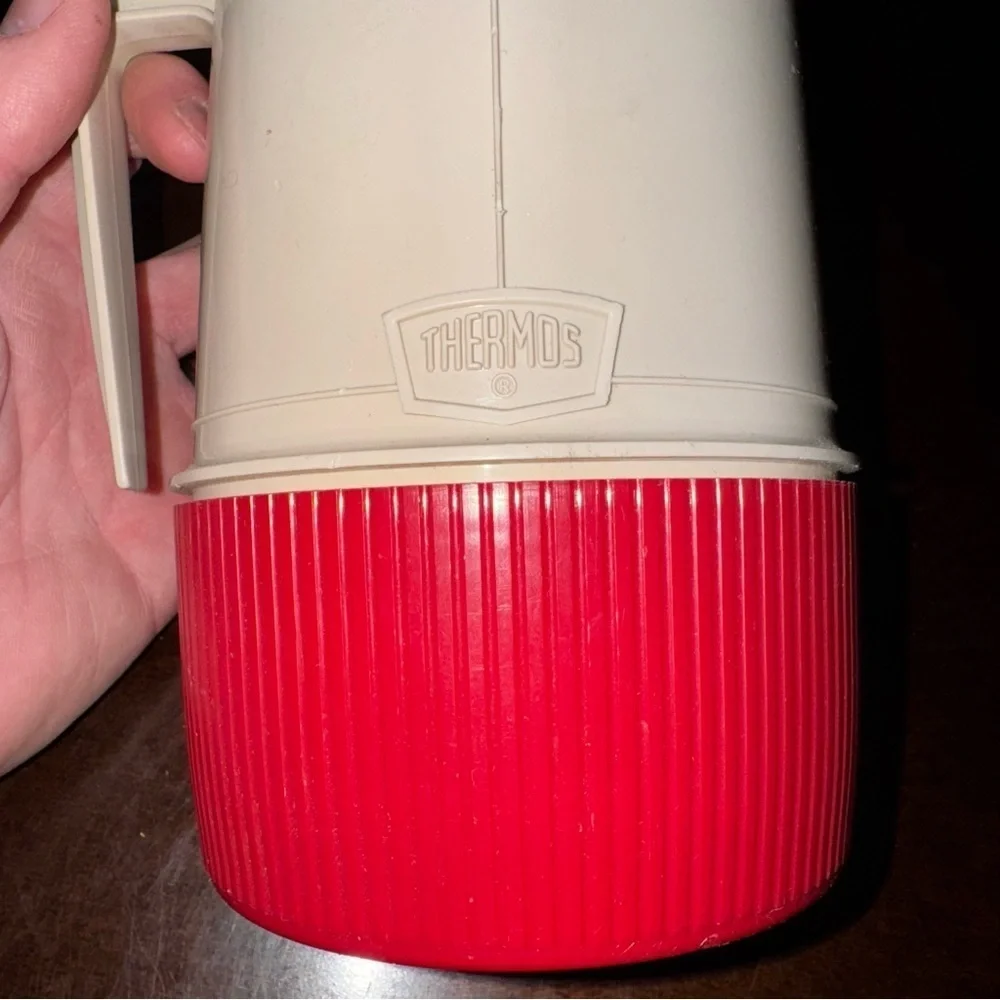 Vtg Thermos Vacuum Jar 6202 King-Seeley Red/Tan Pint Wide Mouth Leak Proof CMPLT